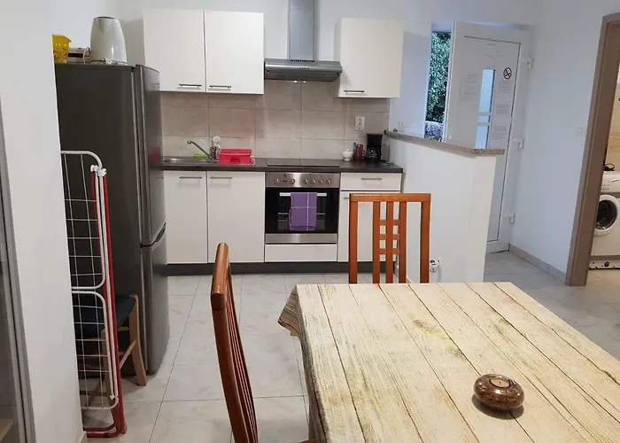 Natali Apartamento Brseč