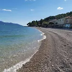 Natali *